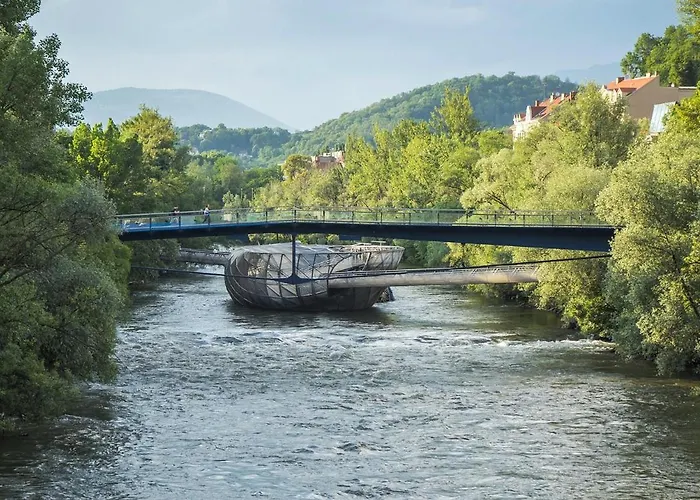 Διαμέρισμα Skyview - Self Check In - Near Centre Γκρατς